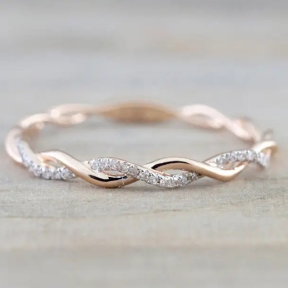 Women's rings 18k gold/silver plated Zirconia stone size 6 to 9 - Picture 2 of 4